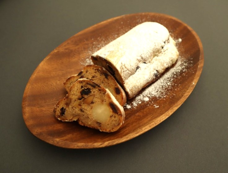 山﨑隆二シェフが作る「ミニシュトレン（シュトーレン）＆パネットーネ」