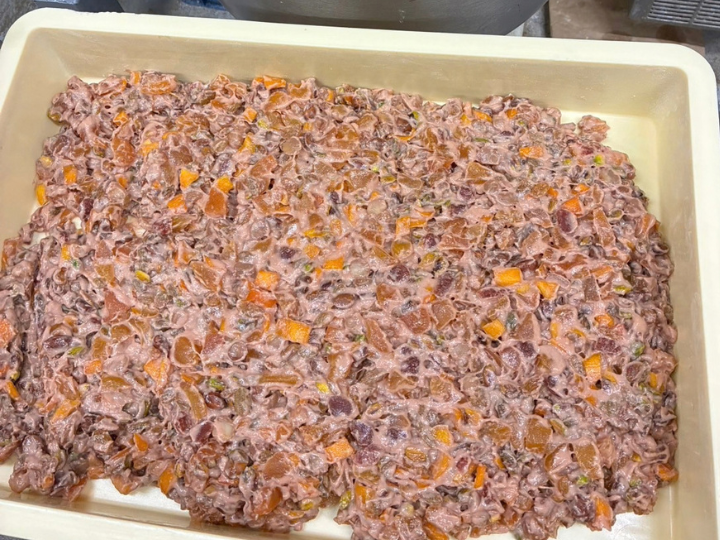 溢れ出る果実感の”まるで桃”シュトーレン