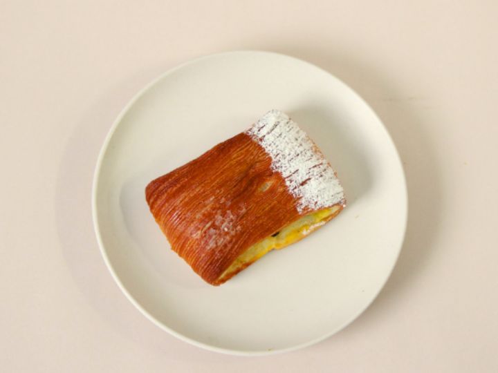 デニッシュと焼菓子の小箱