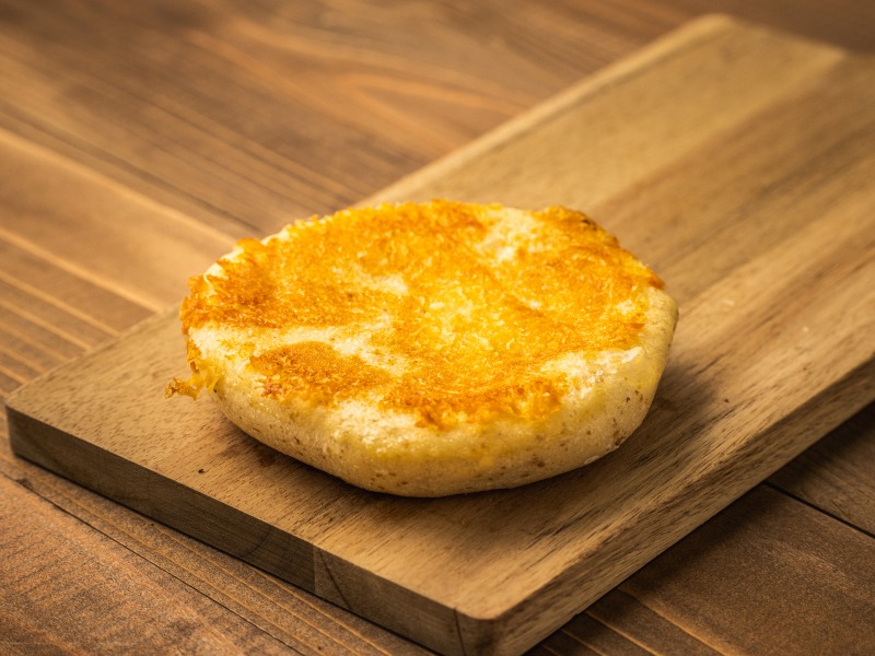 焼き立てパン詰め合わせ♪【11日製造冷凍発送】超特♥濃厚チーズ＆シフォン菓子♥ 冷凍パン詰合せセット 30個入」のお得通販｜Kuradashi(クラダシ