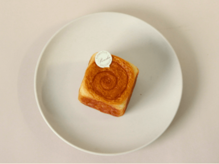 デニッシュと焼菓子の小箱