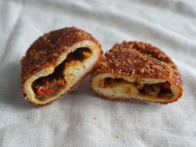 “絶品!!とろぉ～りカレーパン”