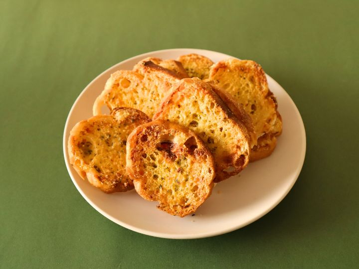 ガーリックチーズラスク