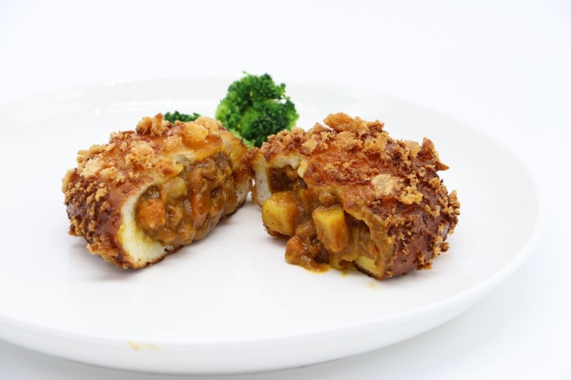 コリコリ大福神漬けカレーパン