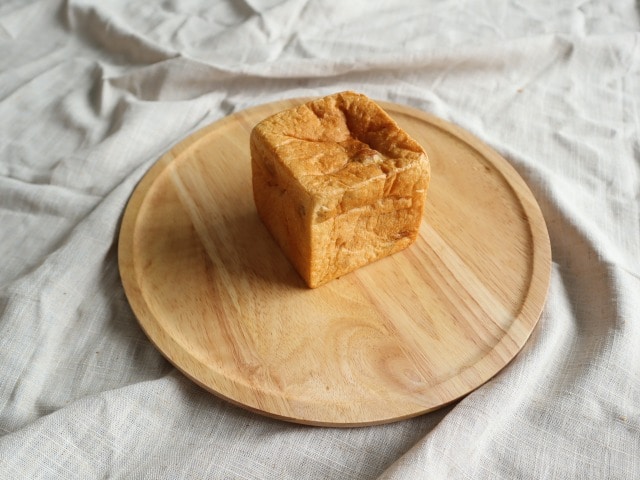 キューブパン - レーズン食パン