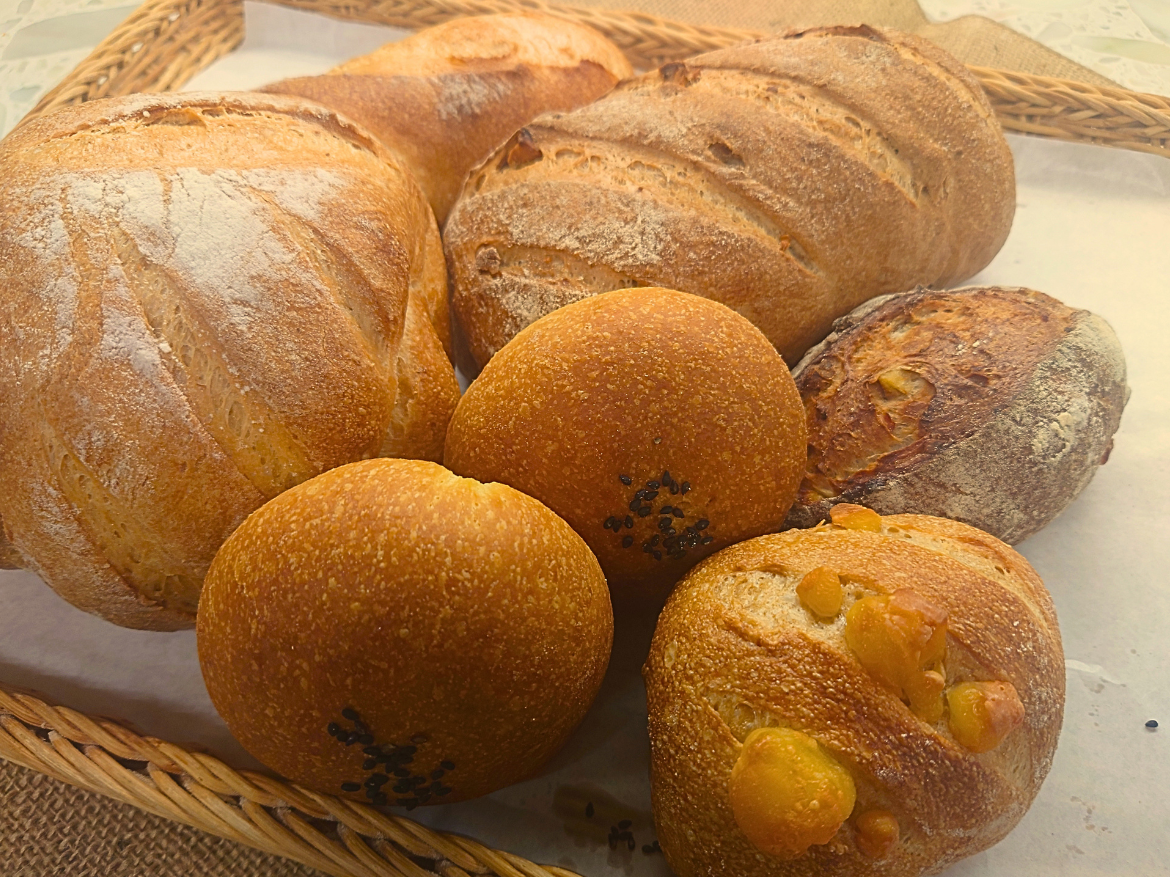 湘南小麦のおまかせ食事パンセット