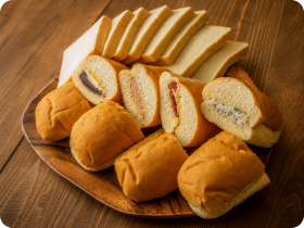 ４種のコッペパン＆食パンセット（あんバター、ジャムバター、クッキー＆バニラ、粒入りピーナッツ）